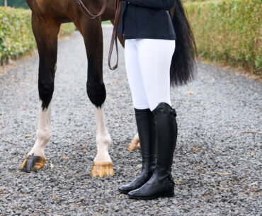 Choose the right riding boots