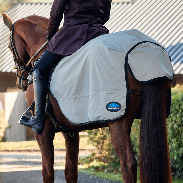 Weatherbeeta Reflective Wrap Around Exercise Sheet - Silver/Black