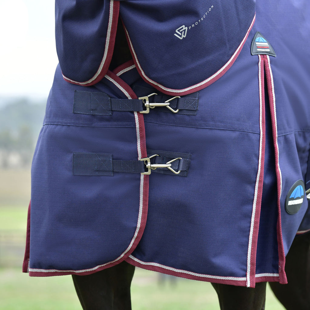Weatherbeeta Comfitec Essential Turnout Detacha-A-Neck 220g - Navy/Burgundy
