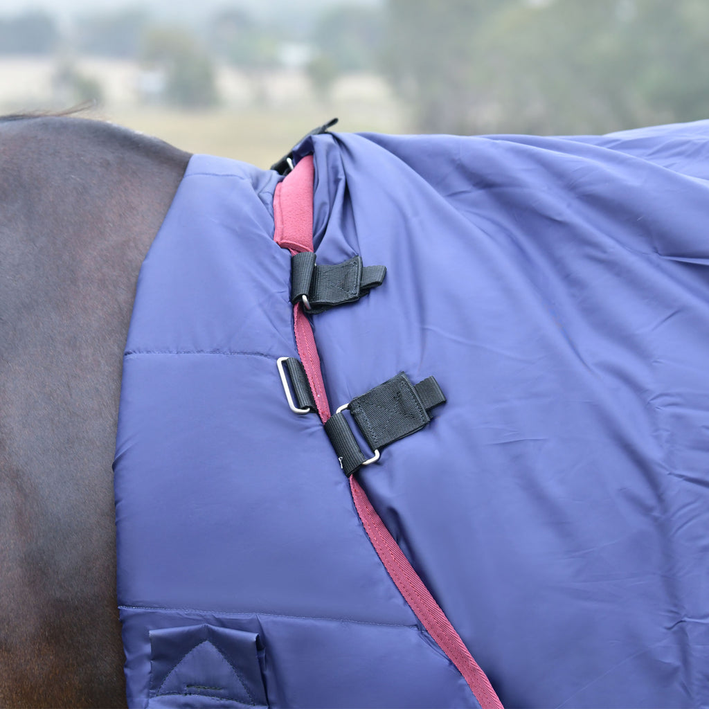 Weatherbeeta Comfitec Essential Turnout Detacha-A-Neck 220g - Navy/Burgundy