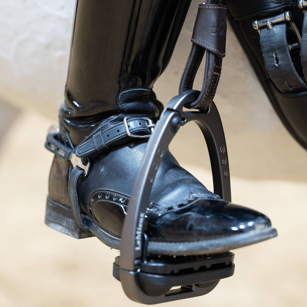 LeMieux Vector Close Contact Stirrup Leathers - Brown