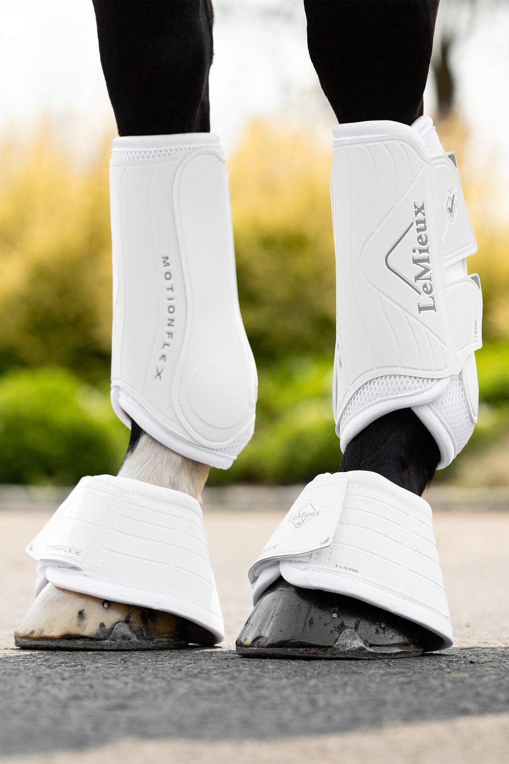 LeMieux MotionFlex Over Reach Boot - White