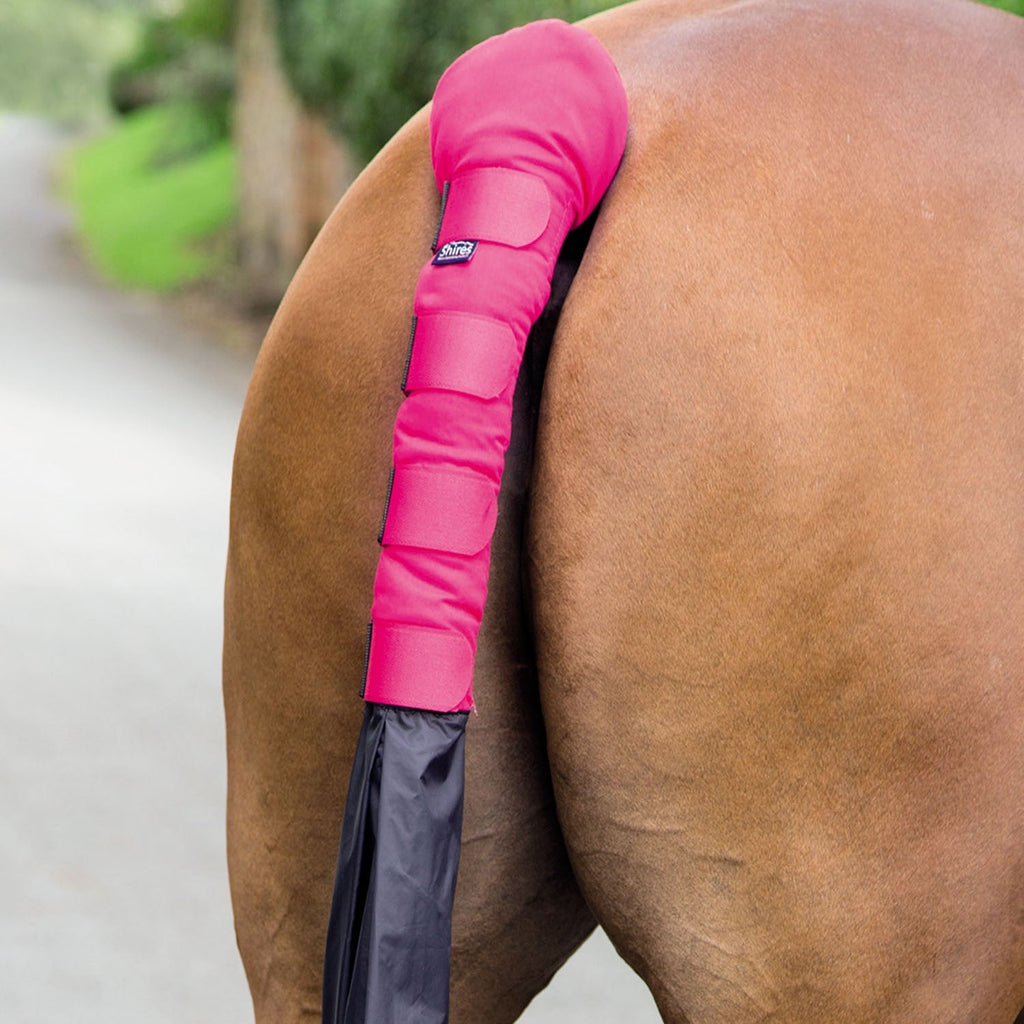 ARMA Padded Tail Guard With Bag - Pink