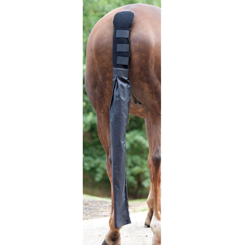 ARMA Tail Guard With Detachable Tail Bag - Black
