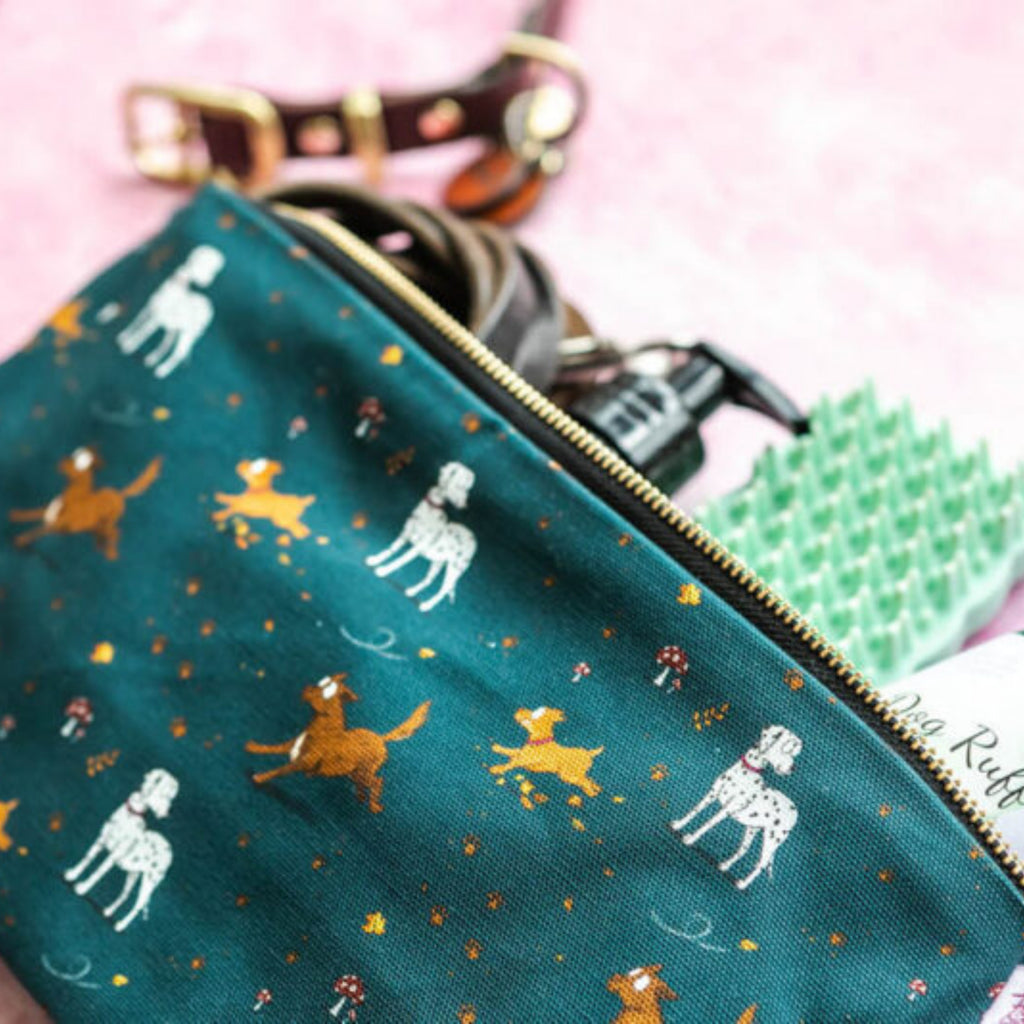 Emily Cole Muddy Paws Washbag