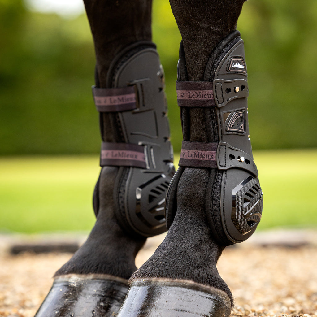 LeMieux Motion Cool Tendon Boot - Black