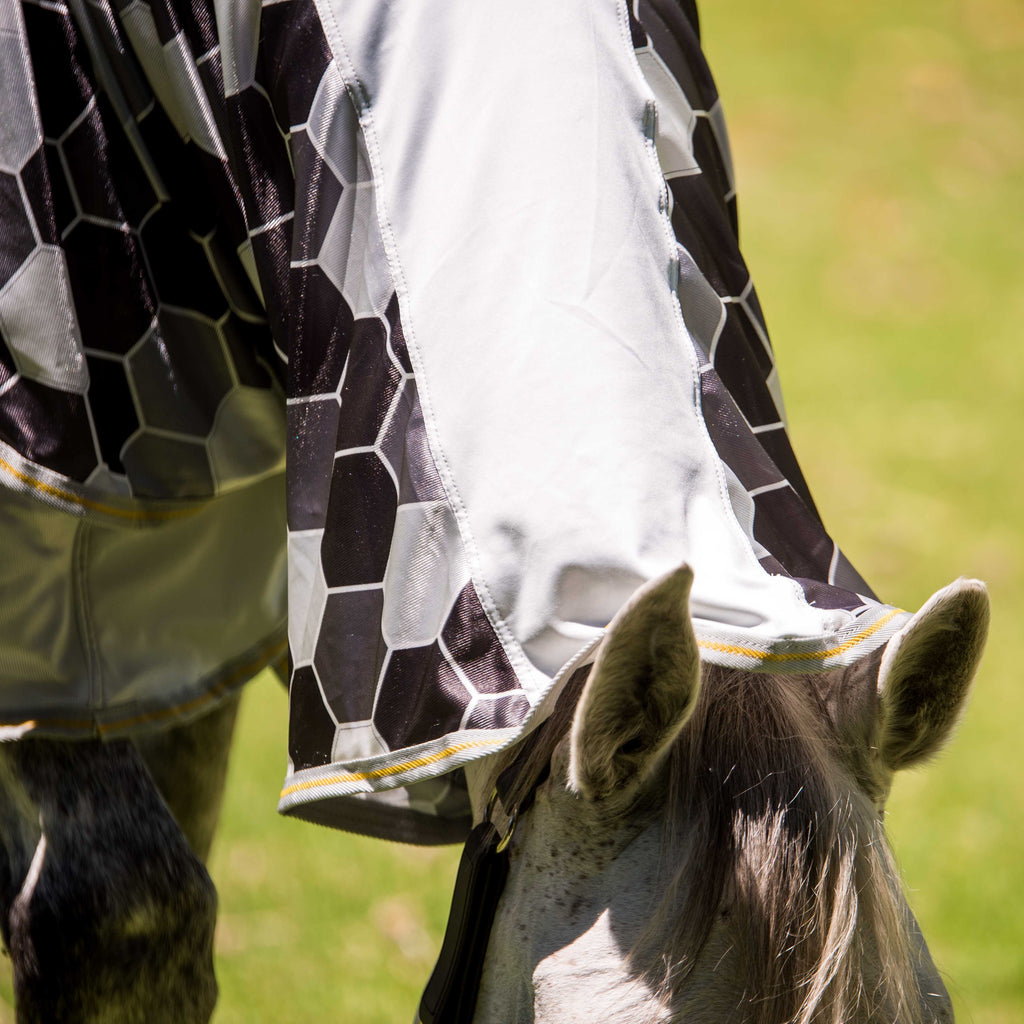 Equilibrium Field Relief Fly Rug
