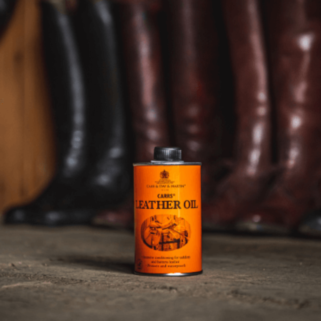 Carr Day Martin Carrs Leather Oil