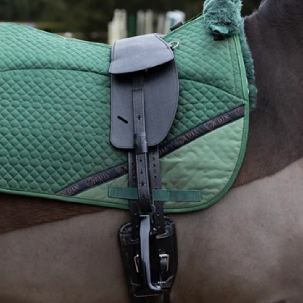 Total Contact Saddles Treeless Classic Long Billet Saddle - Jet Black