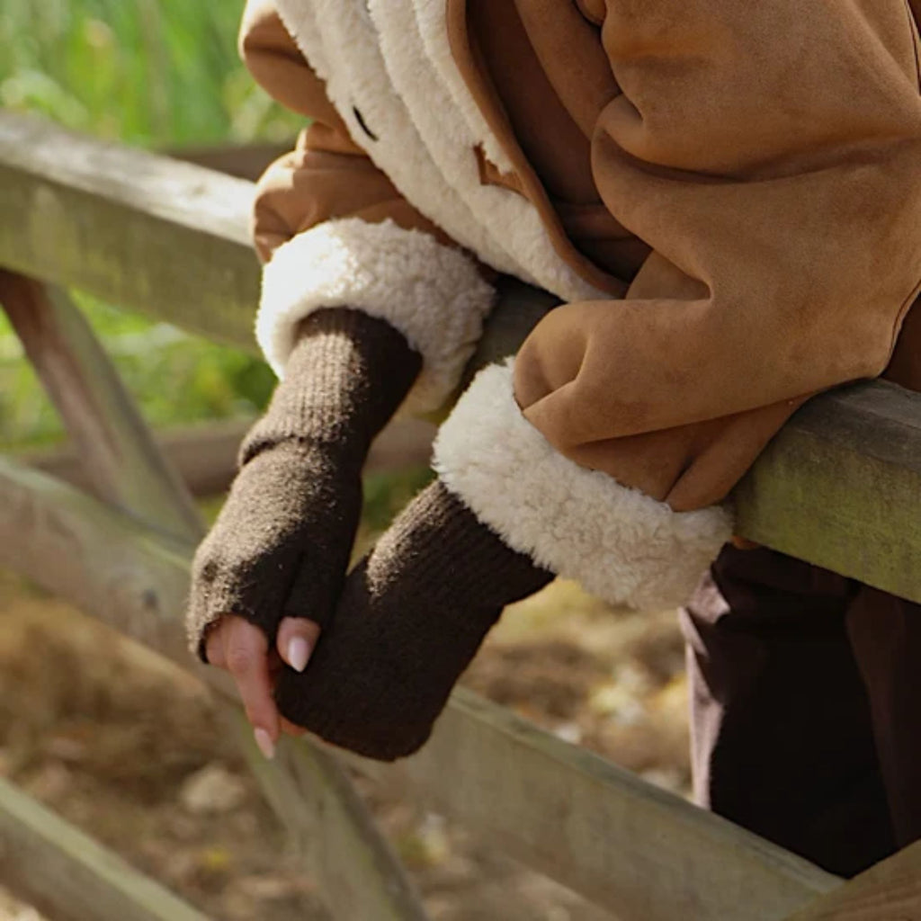 Hicks and Brown Kersey Wristwarmer - Chocolate