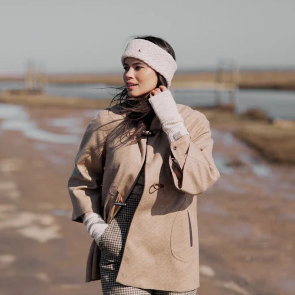 Hicks and Brown Kersey Wristwarmer - Oatmeal