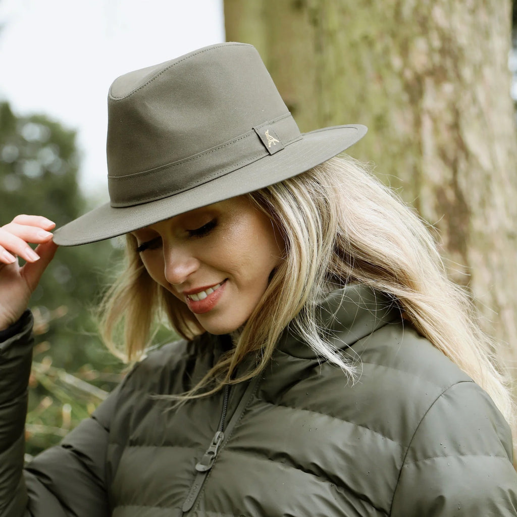 Hicks and Brown Darsham Wax Fedora - Olive