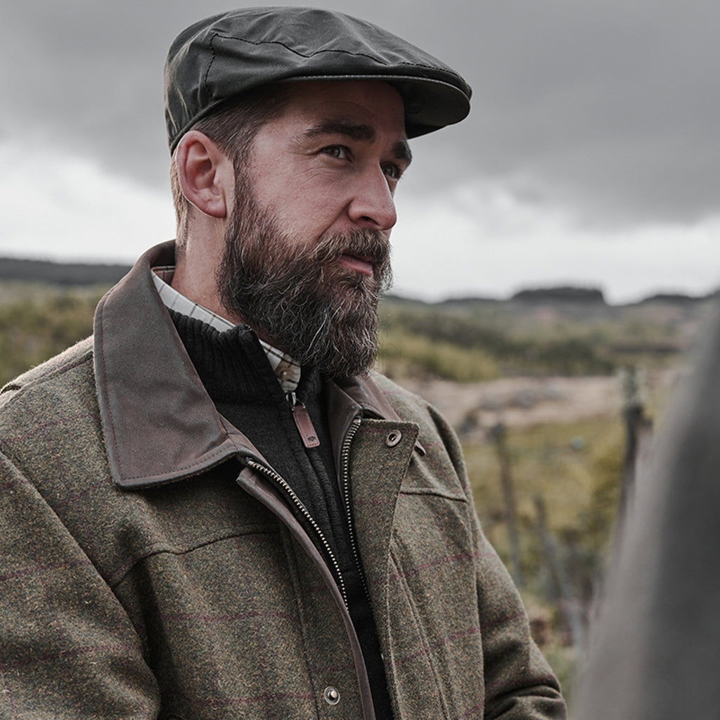 Hoggs of Fife Mens Tummel Tweed Field Coat - Olive/Wine
