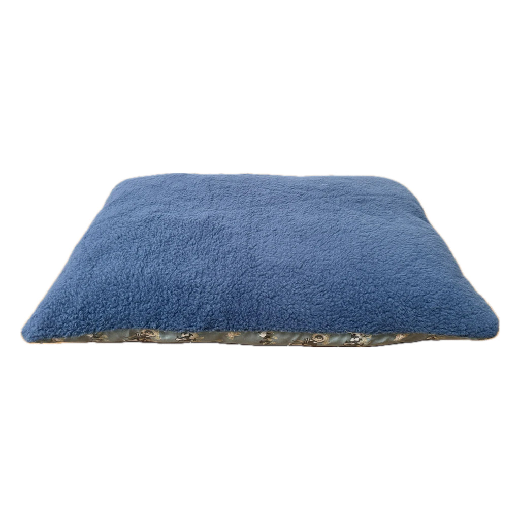 Snug and Cosy Farmyard Lounger - Blue