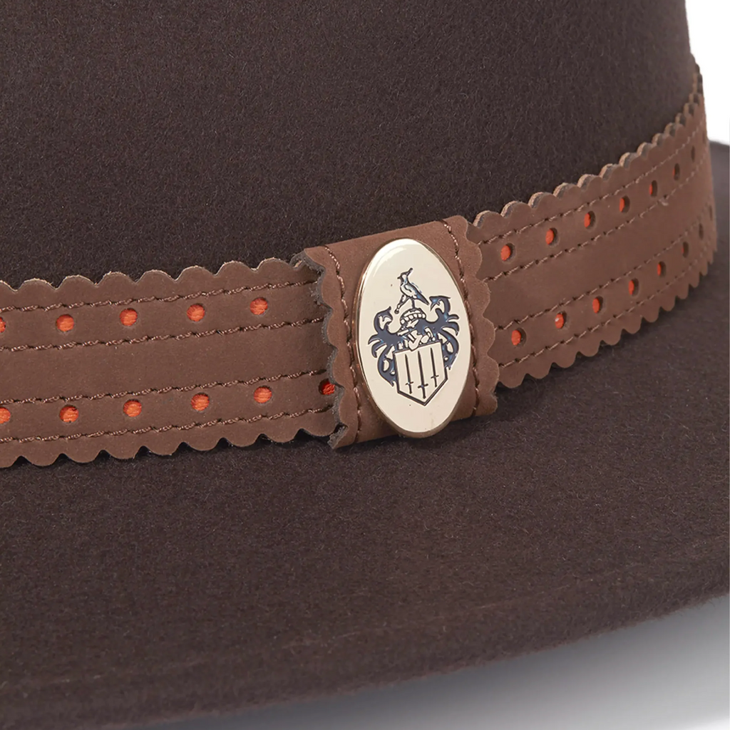 Hicks and Brown x Fairfax and Favor - The Waveney - Brown