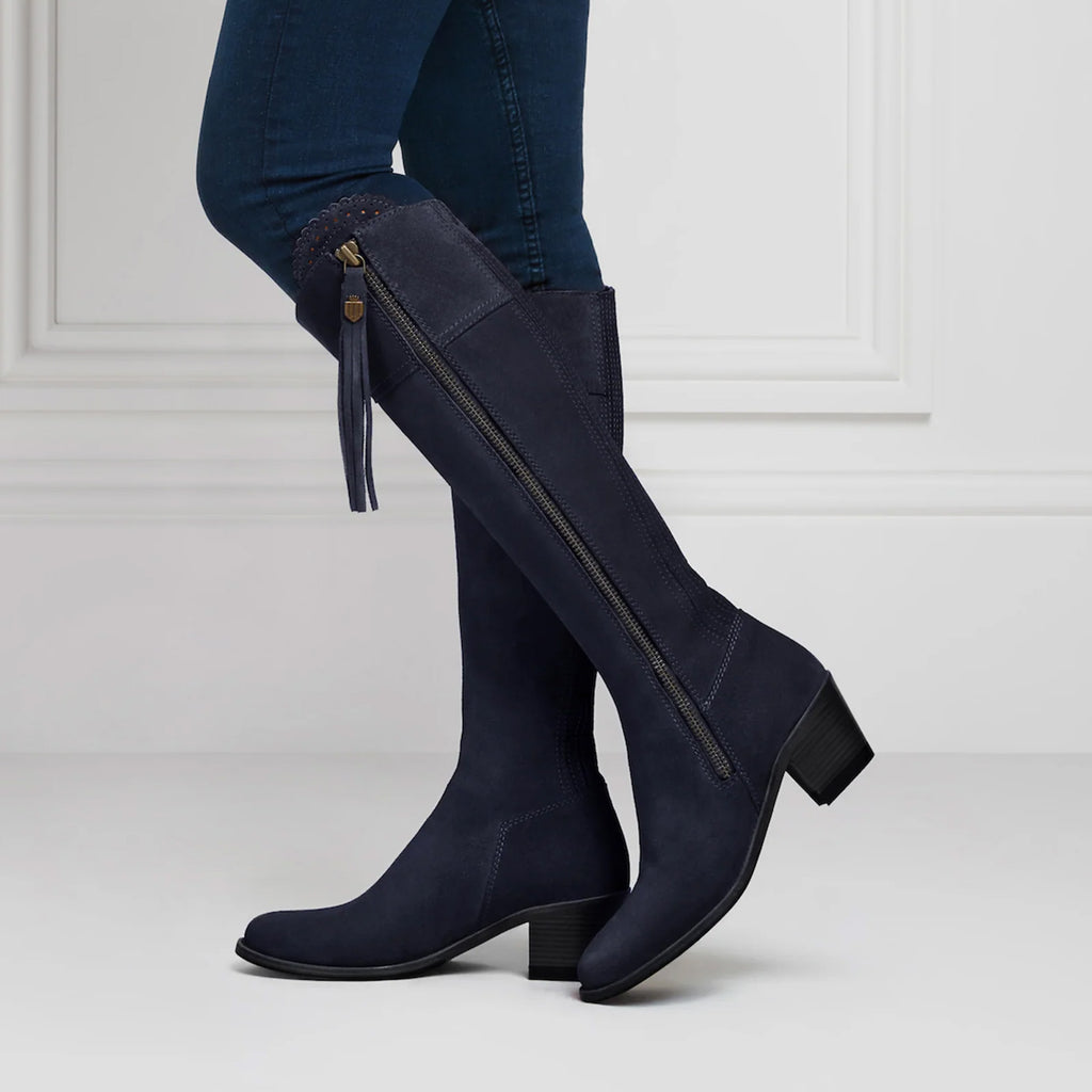 Fairfax and Favor Narrow Fit Heeled Regina Boot - Navy