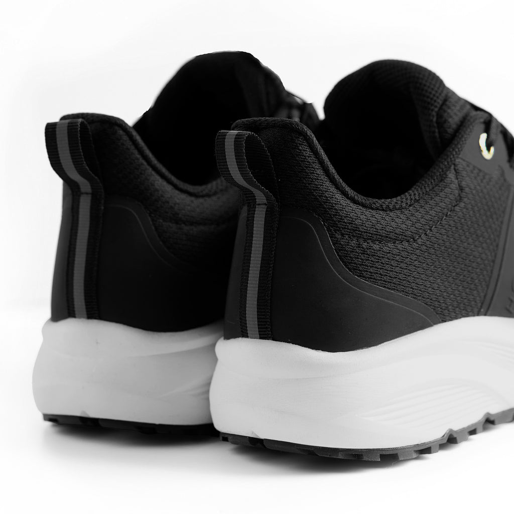 Holland Cooper Burghley Waterproof Trainer - Black