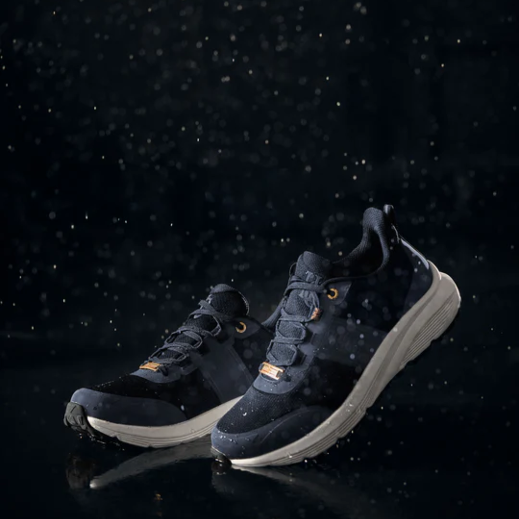 Holland Cooper Burghley Waterproof Trainer - Ink Navy