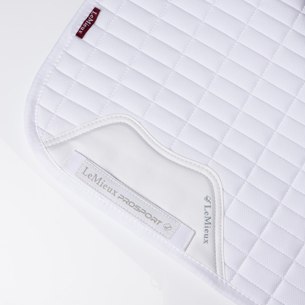 LeMieux 3D Mesh Self-Cool Dressage Square - White