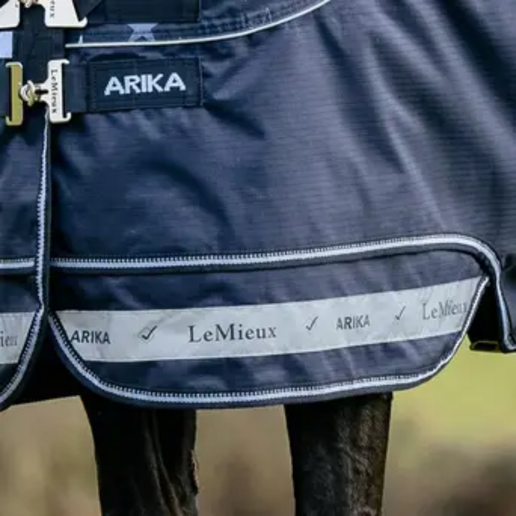 LeMieux Arika Star 100g Turnout Rug - Navy
