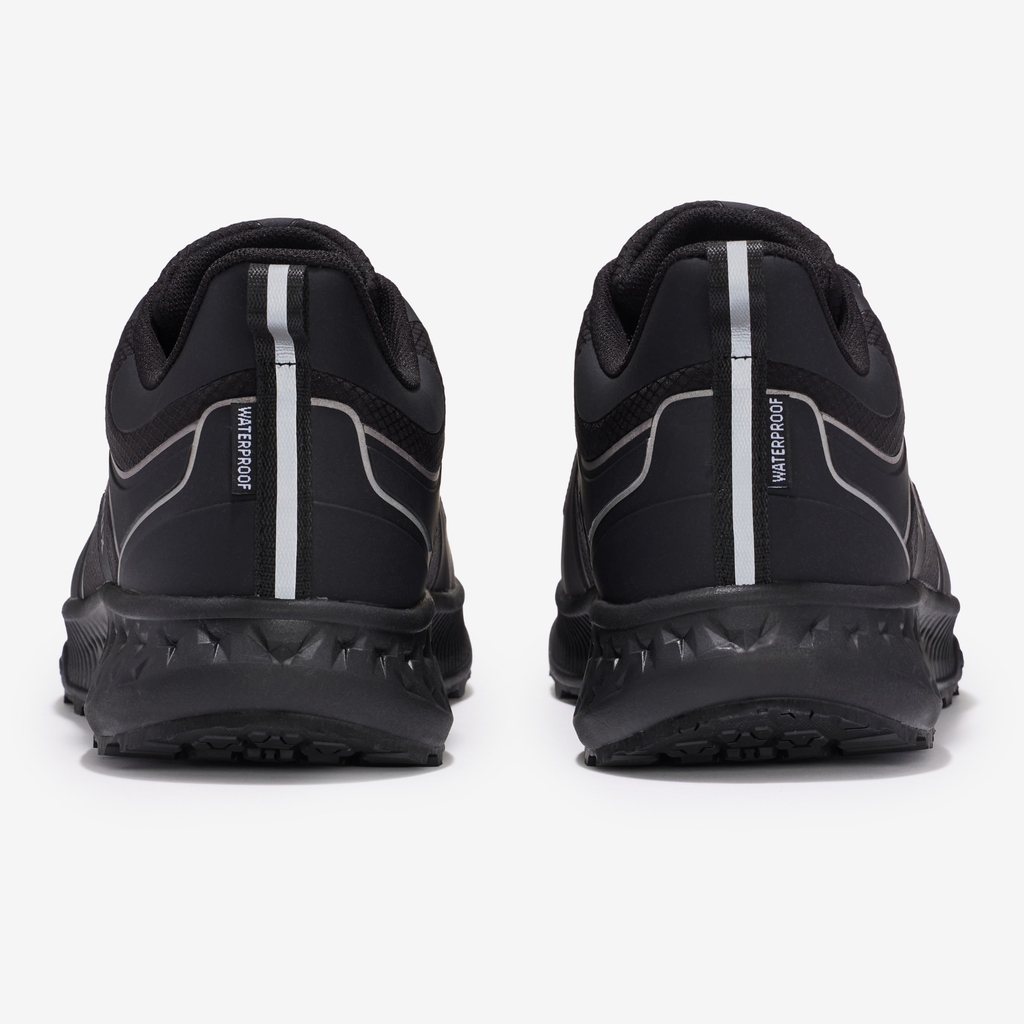 LeMieux Mens Trax Viva Waterproof Trainer - Black