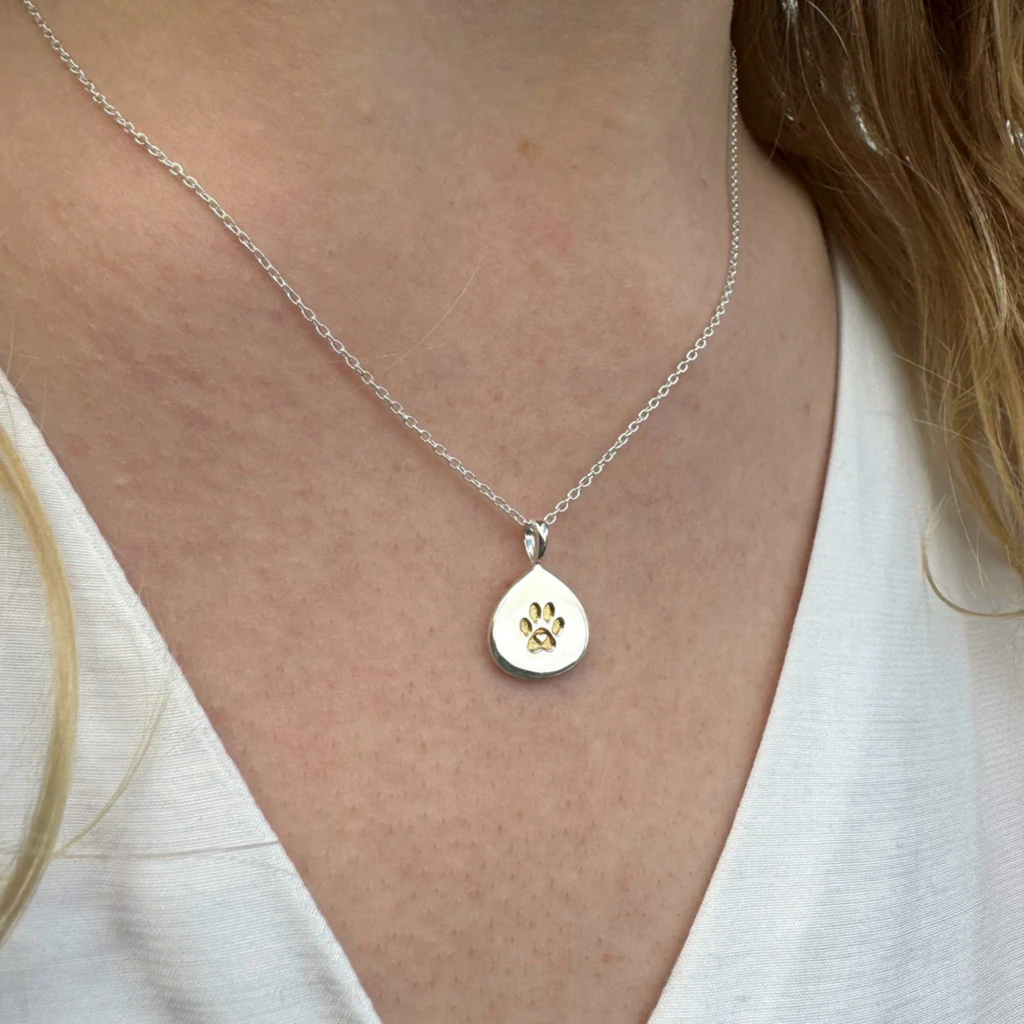 Reeves and Reeves Silver Pawprint Necklace