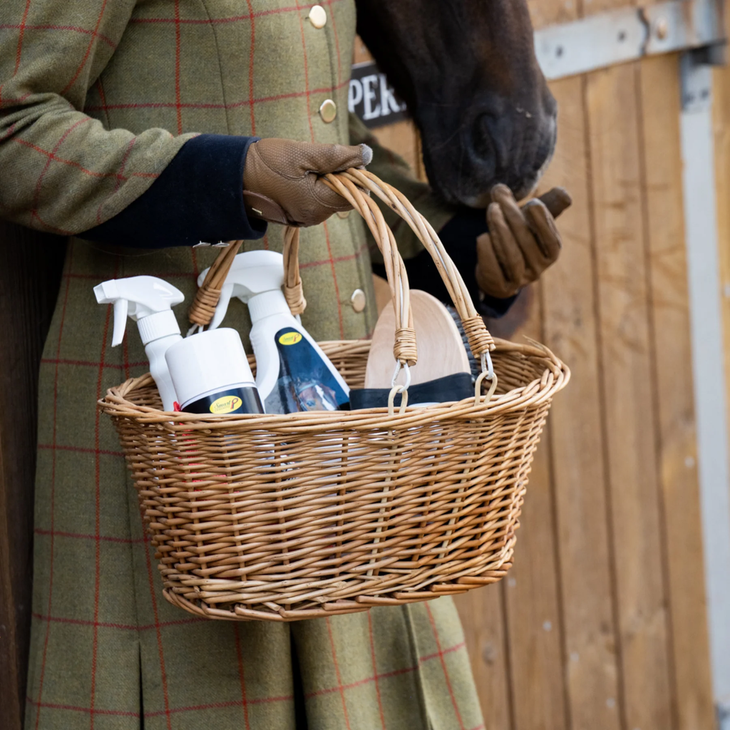 Smart Grooming Wicker Show Basket