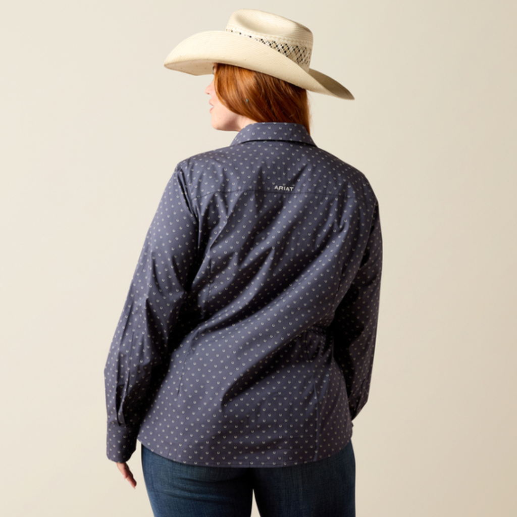 Ariat Ladies Kirby Shirt - Ombre Blue Horseshoe