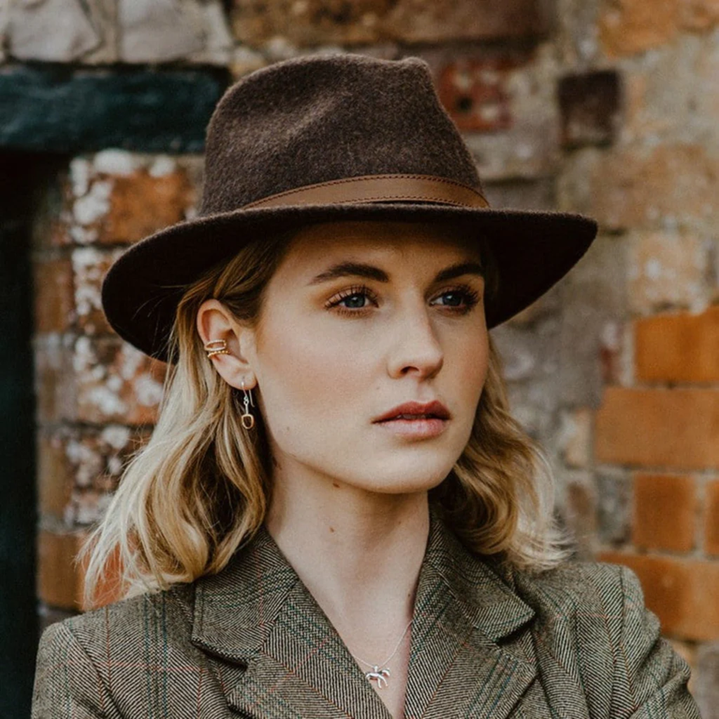 Reeves and Reeves Snaffle Bit Drop Earrings