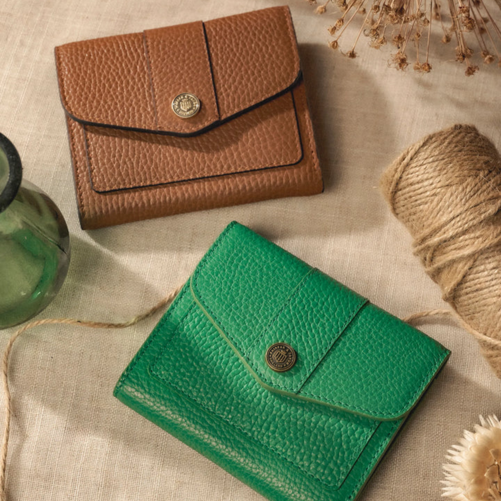 Fairfax and Favor Langford Button Purse - Tan Leather