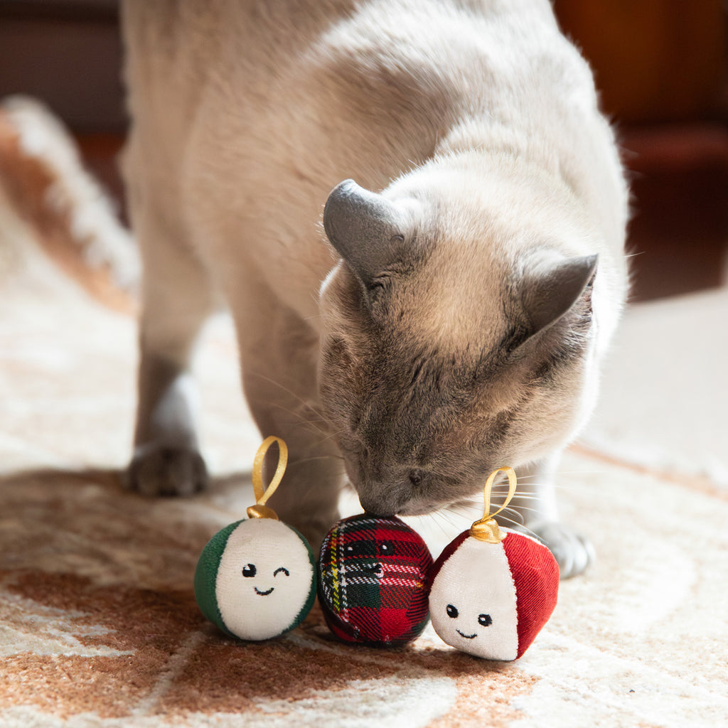Rosewood Festive Bauble Trio Cat Toy