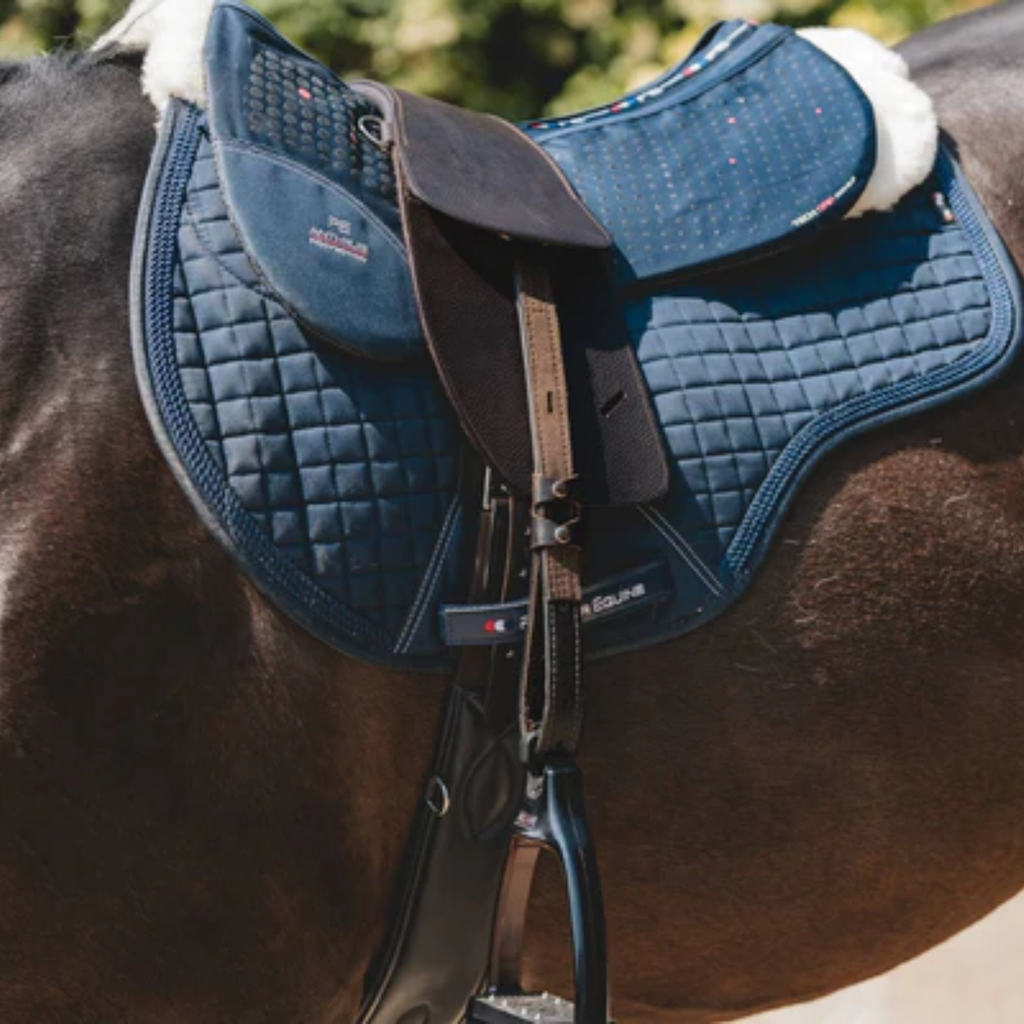 Total Contact Saddles Treeless Classic Short Billet Saddle - Havana Brown