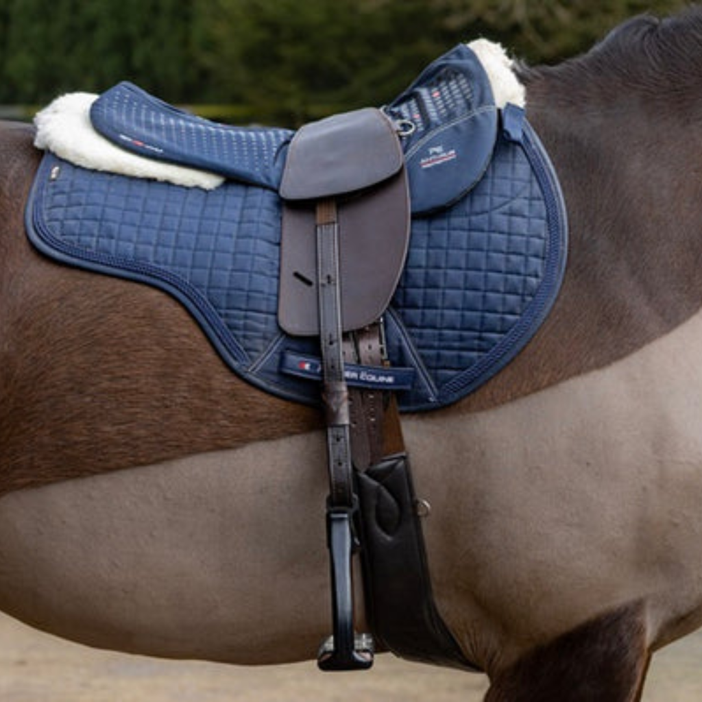 Total Contact Saddles Treeless Classic Short Billet Saddle - Havana Brown