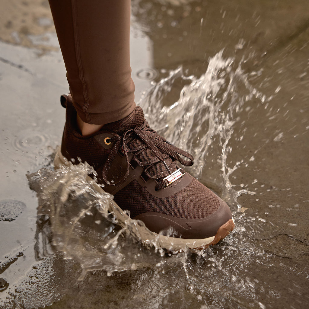 Holland Cooper Burghley Waterproof Trainer - Chestnut