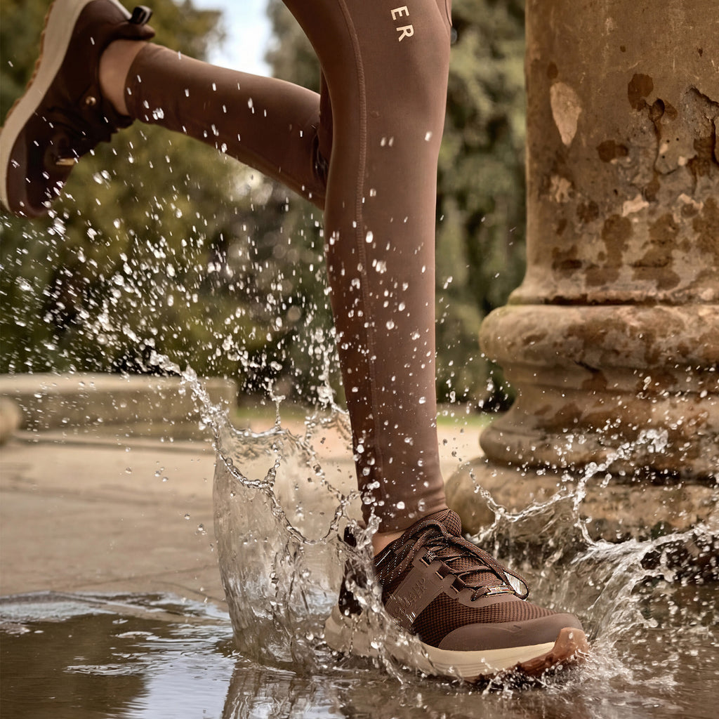 Holland Cooper Burghley Waterproof Trainer - Chestnut