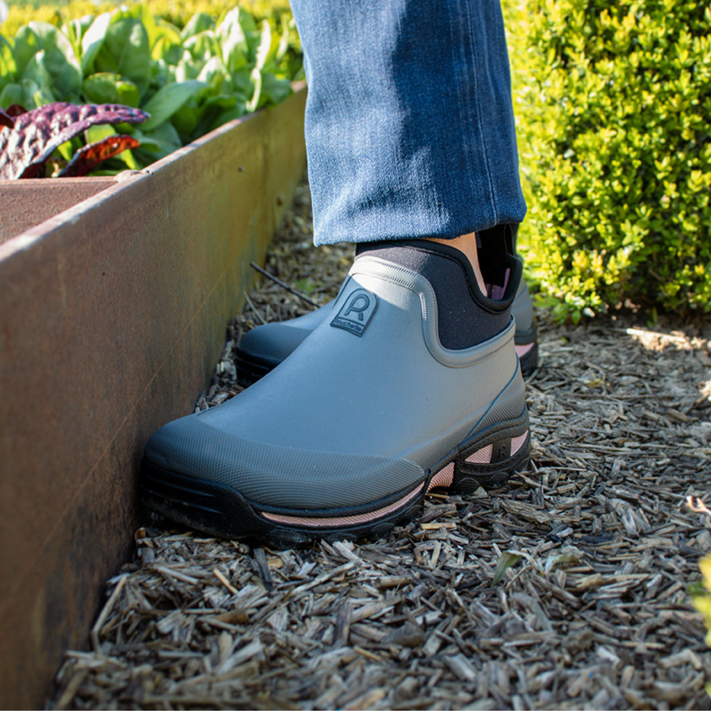 Rouchette Clean Lady Ankle Boot - Grey