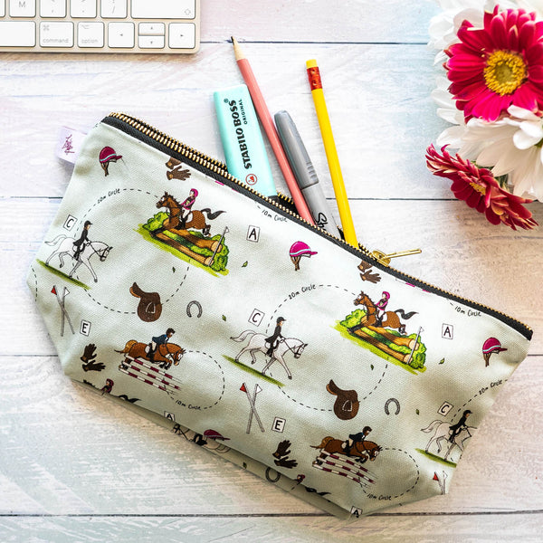 Emily Cole Eventing Pattern Washbag