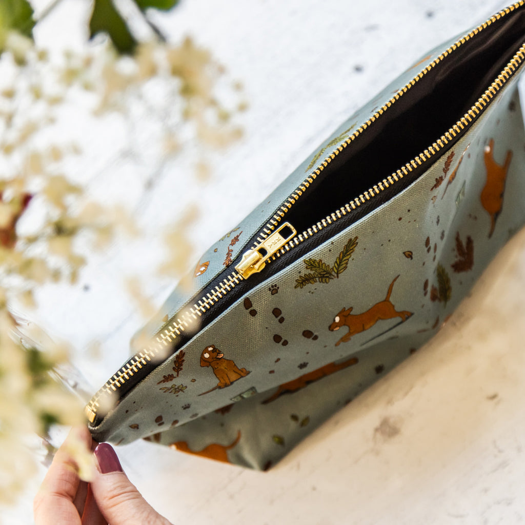Emily Cole Fox Red Lab Pattern Washbag