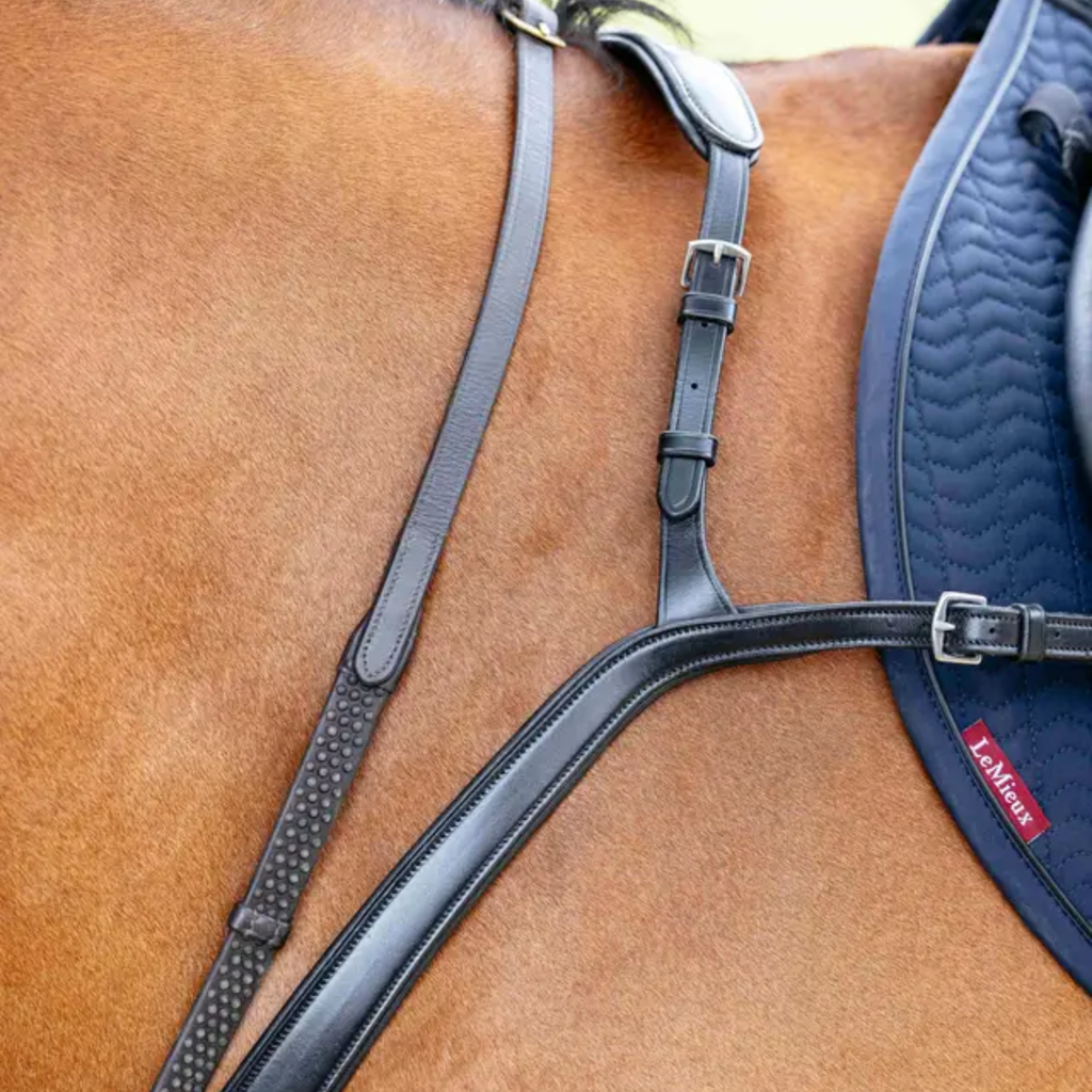 LeMieux Kudos 5 Point Bridge Breastplate - Black