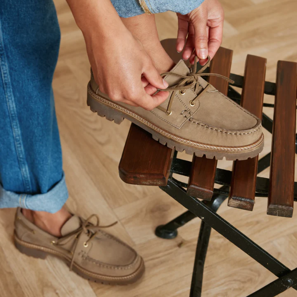 Fairfax & Favor Ladies Aldeburgh Deck Shoe - Fawn Nubuck