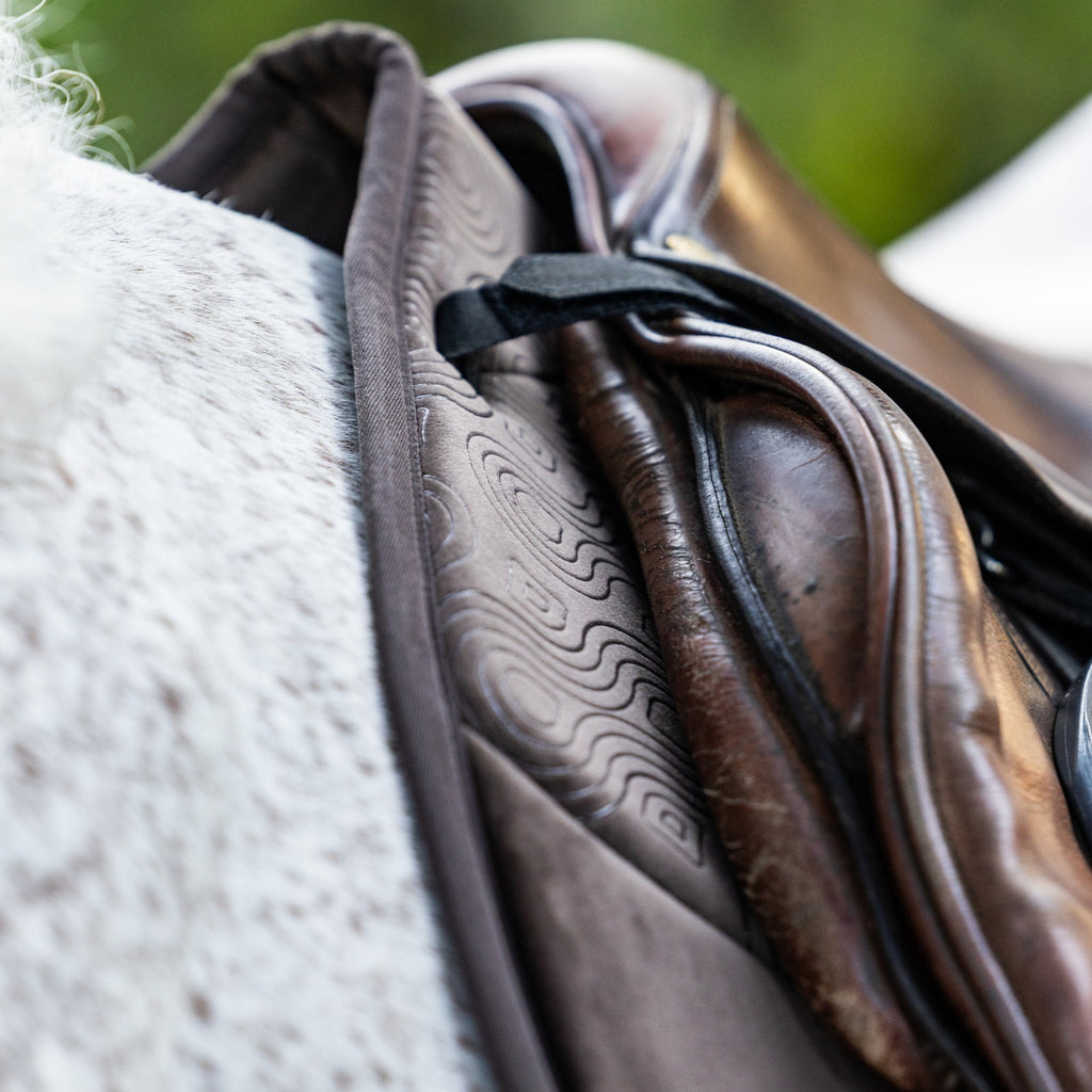 Woof Wear Elite Comfort Close Contact Saddle Pad - Chocolate