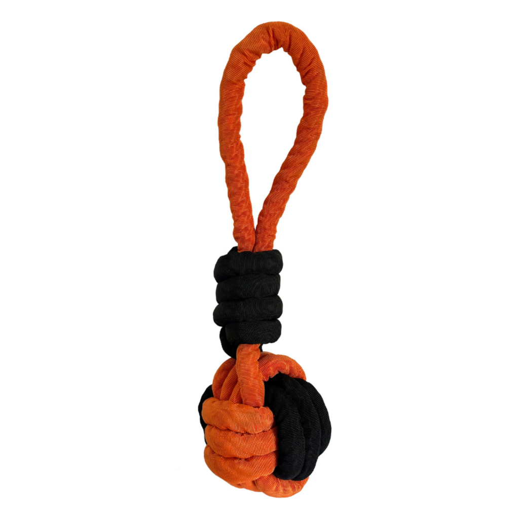 Hem and Boo Bite-Resistant Covered Rope Ball Tug