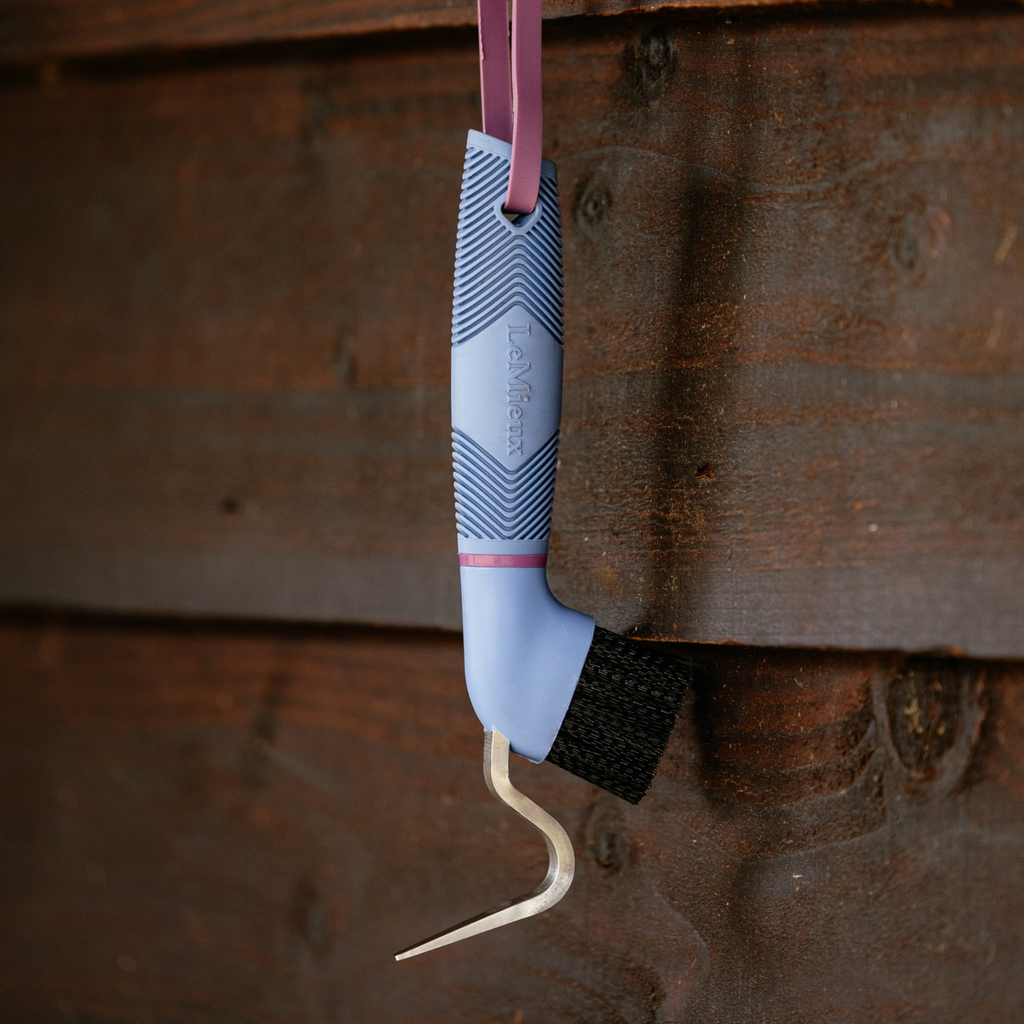 LeMieux Heavy Duty Hoof Pick - Powder Blue