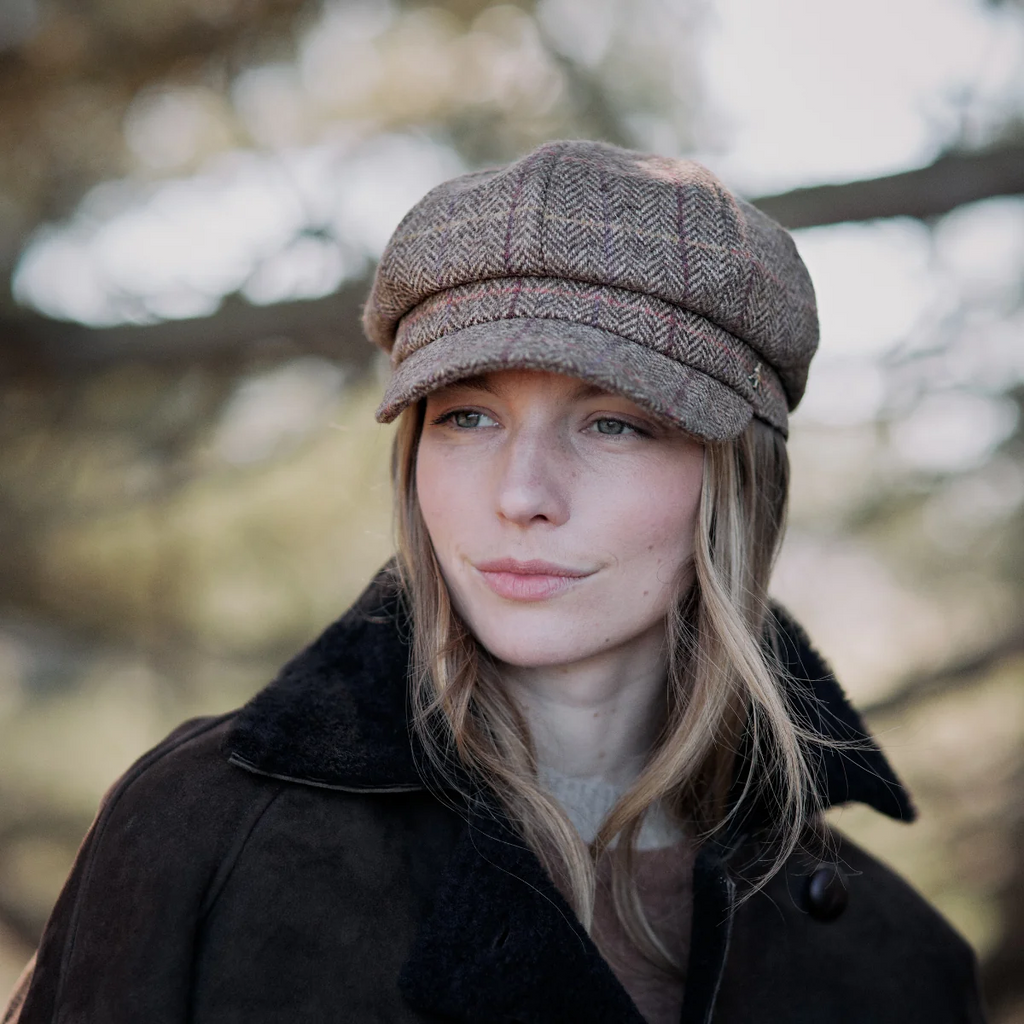 Hicks and Brown The Higham Tweed Baker Boy - Chestnut