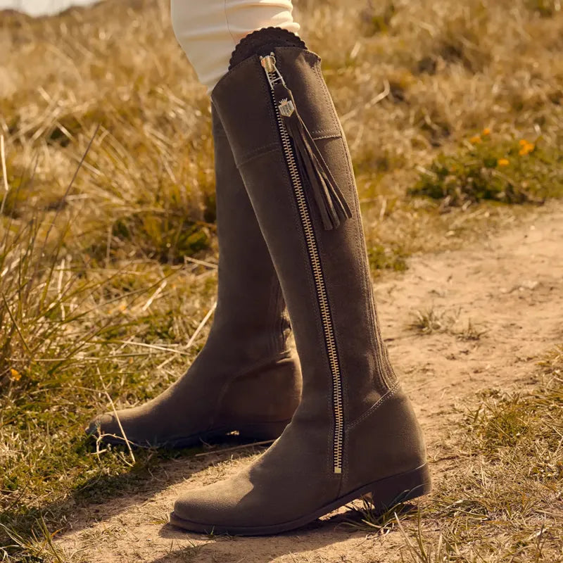 Fairfax and Favor Ladies Regina Flat Boot - Fog Suede