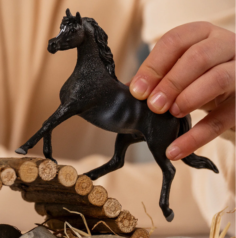 Schleich Arabian Stallion-1