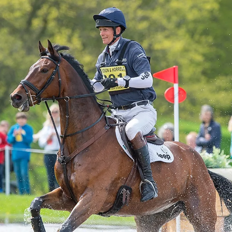 Charles Owen 4 Star Jockey Skull - Black-3