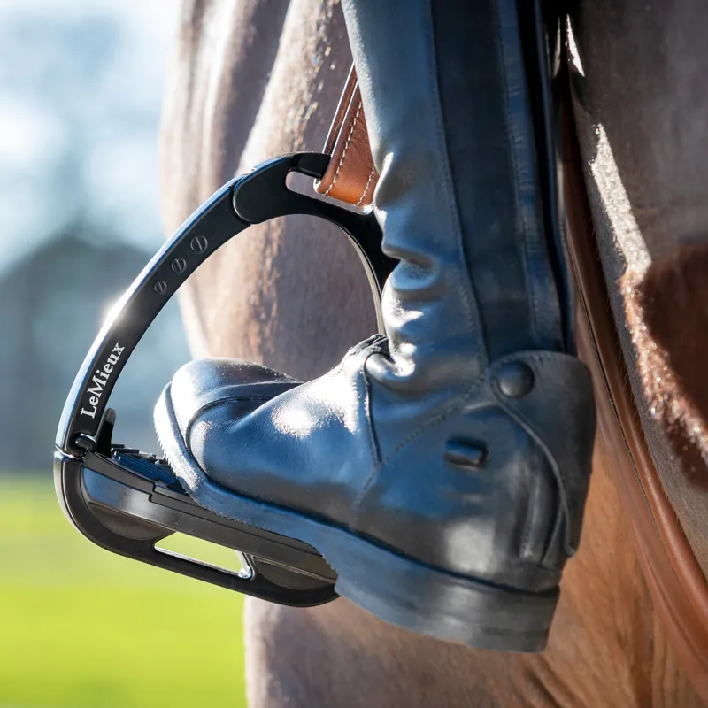 LeMieux Vector Balance Stirrups - Black-5