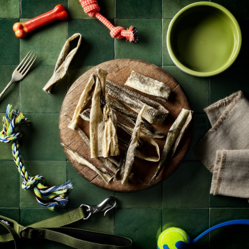 Cotswold Raw Atlantic Cod Skin - 100g-1