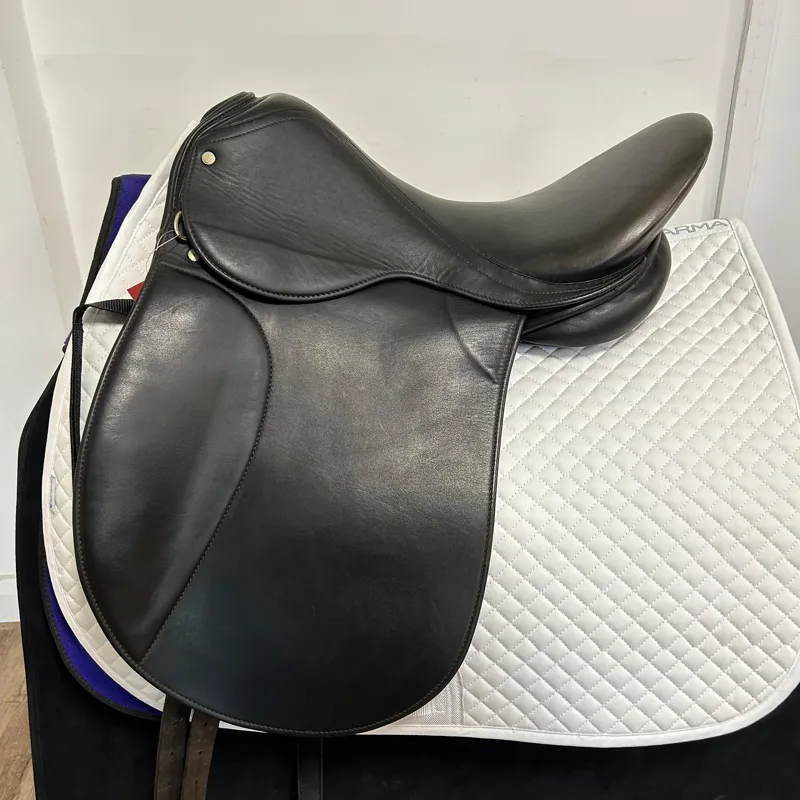 Jeffries Hawk Dressage Saddle - Used-1